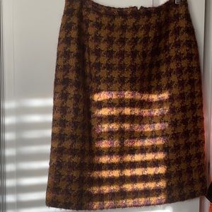 Knee Length Houndstooth Skirt